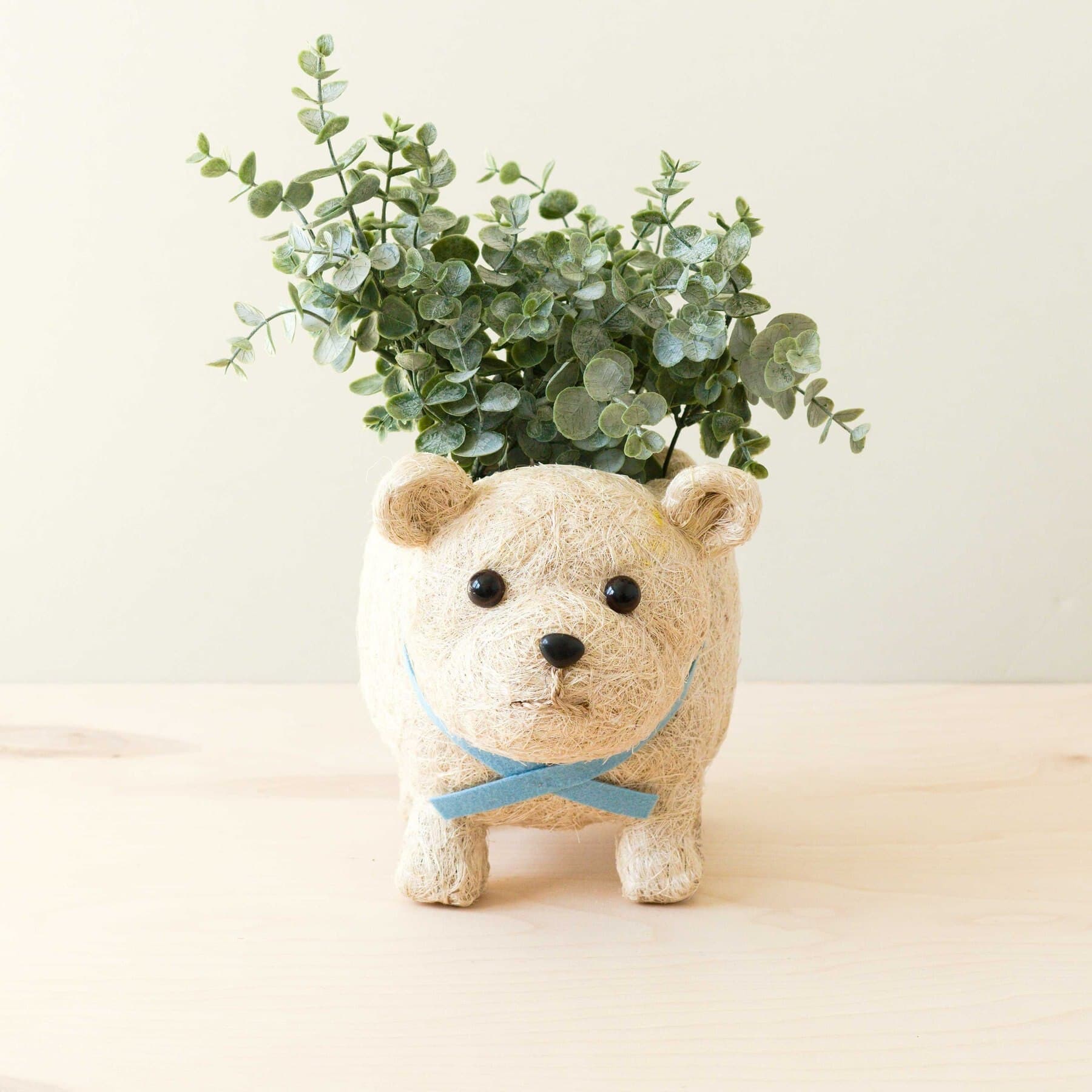 LIKHA LIKHA Polar Bear 4-in Coco Coir Planter Pot, White/Sky Blue, 9 x 6 x 6.5-in