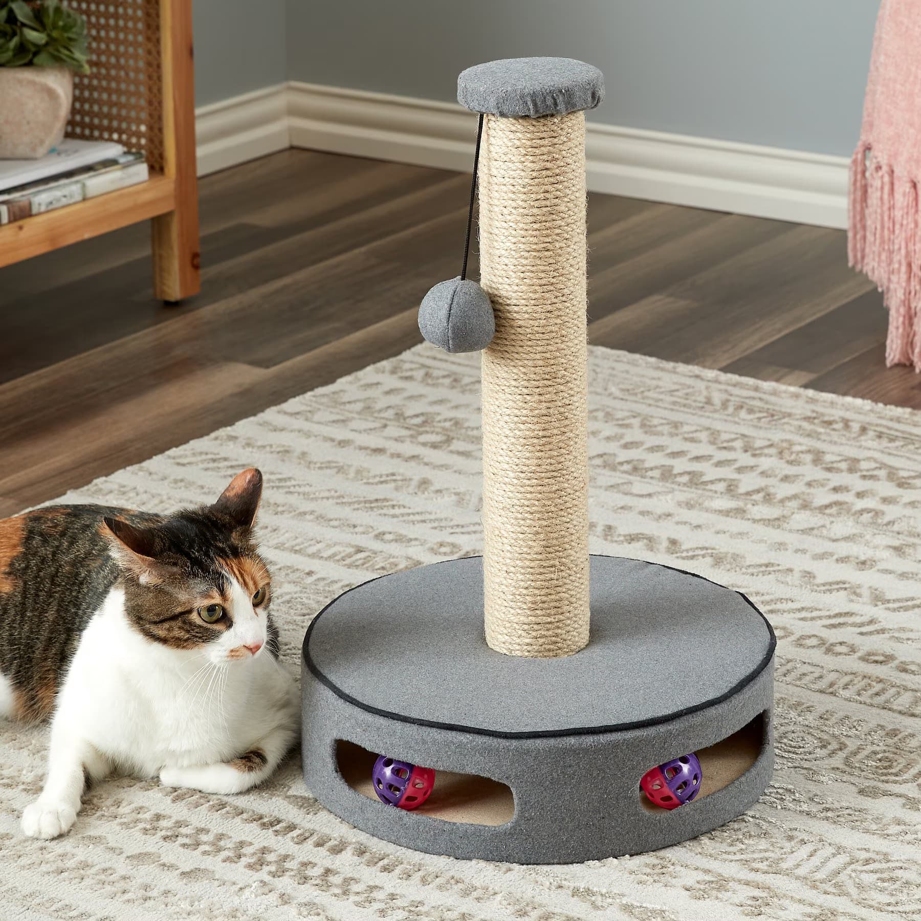 Two By Two Two By Two The Elm 19.7-in Jute Cat Scratching Post, Grey